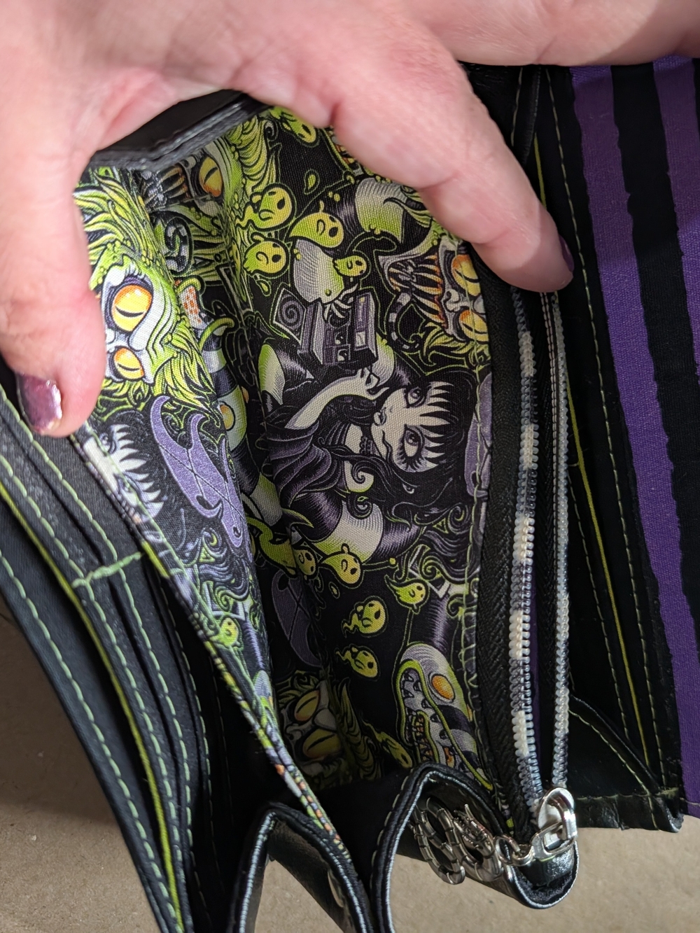 😍Sew Wicked Sweet Handmade Leather Beetlejuice Wallet. - Picture 12 of 16